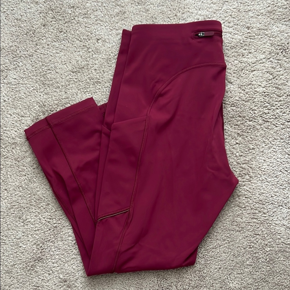 Lululemon maroon cropped leggings - never worn!